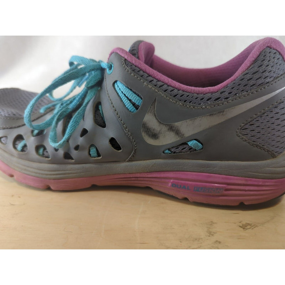 Nike Women’s Dial Fusion Run‎ 2 Running Shoes Sz. 11 GRAY PINK 599564-002 - Picture 9 of 9